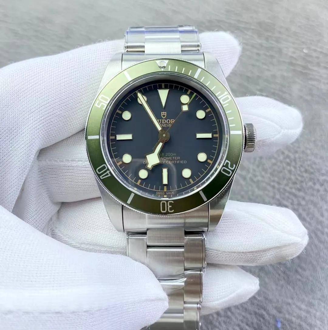 二三线城市适合佩戴哪些品牌的瑞士手表？凯发携手马竞赛事机械表大师：中国的一(图9)