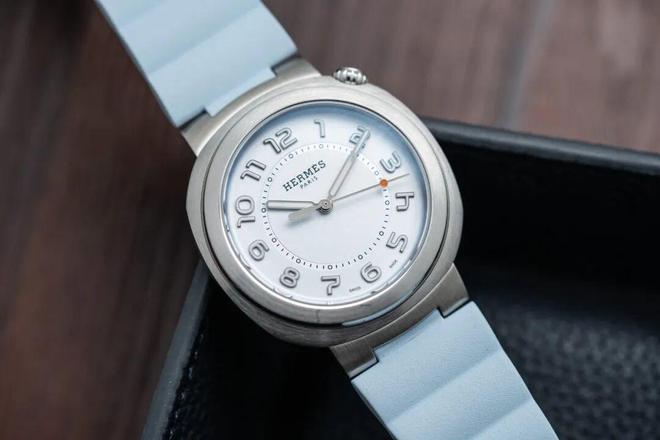 意十足的都市热款才是当下的购表好选！最适合2026年的表是它们！这些创(图15)