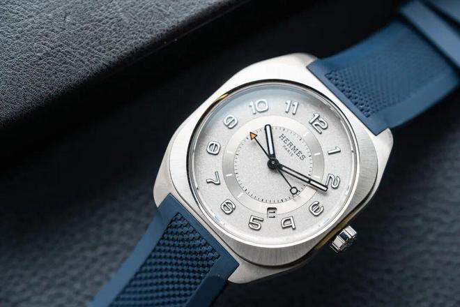 意十足的都市热款才是当下的购表好选！最适合2026年的表是它们！这些创(图11)