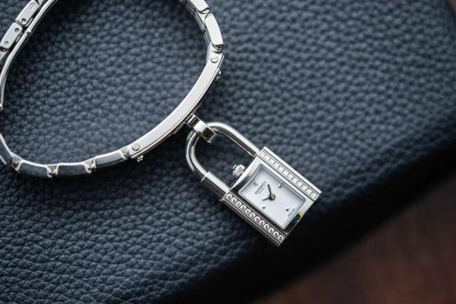 意十足的都市热款才是当下的购表好选！最适合2026年的表是它们！这些创(图14)